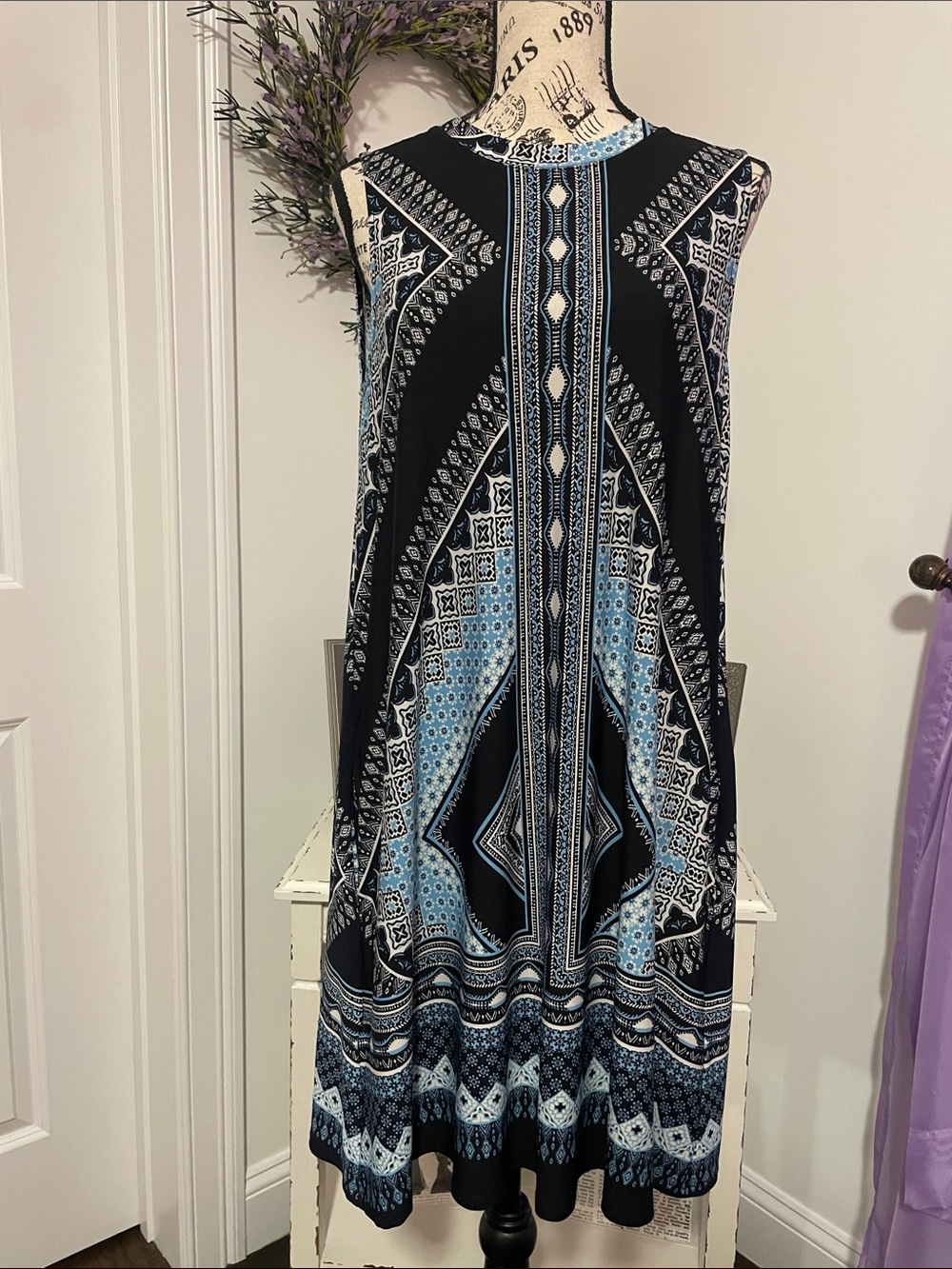 Sleeveless Black & Blue Patterned Swing Dress PL